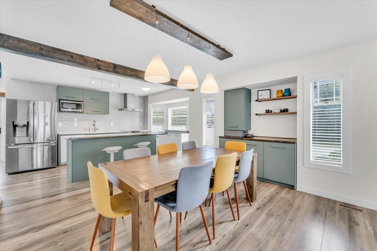 10552 Woodglen Close, Surrey, BC