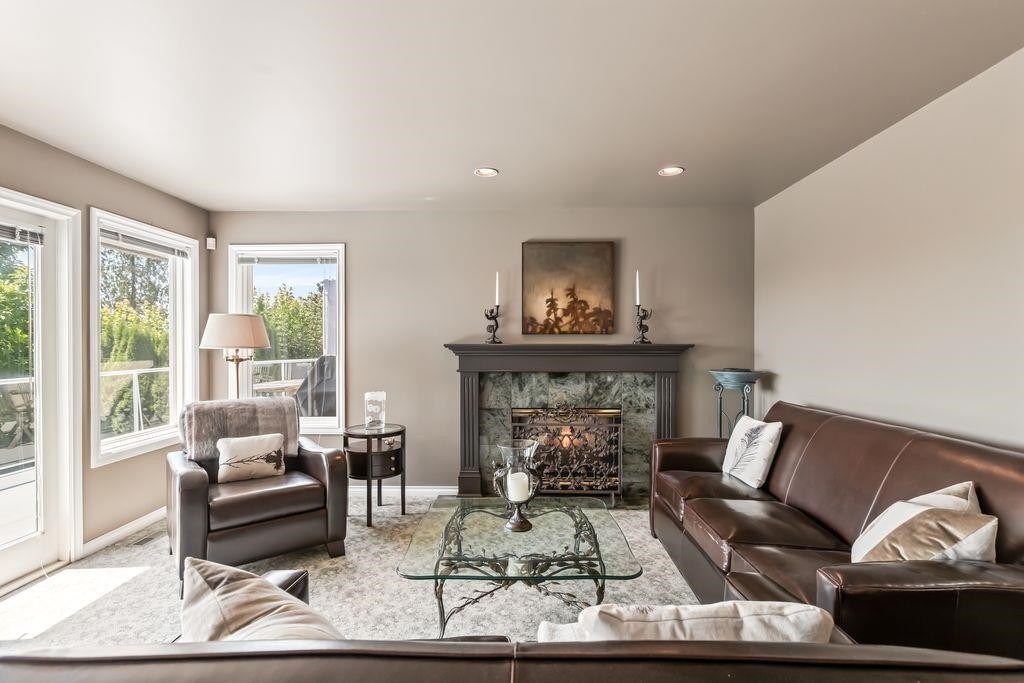 16672 77 Avenue, Surrey, BC