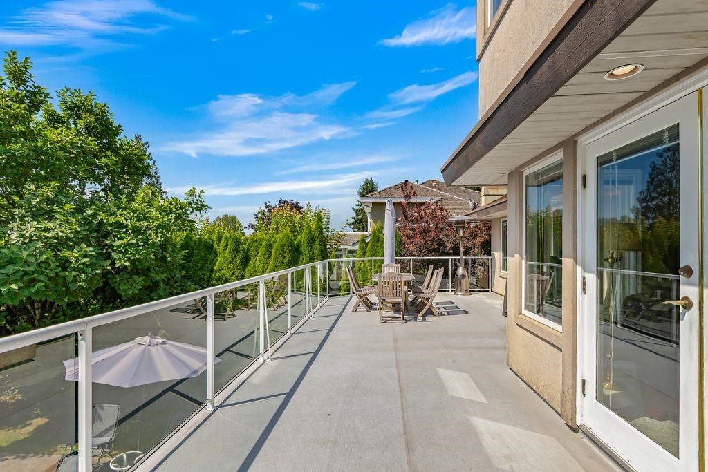 16672 77 Avenue, Surrey, BC