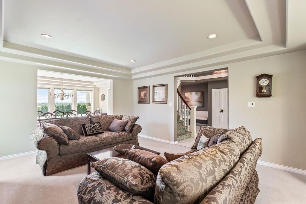 16672 77 Avenue, Surrey, BC