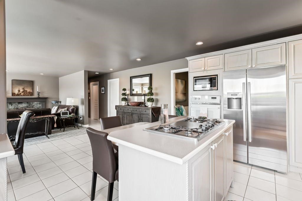 16672 77 Avenue, Surrey, BC