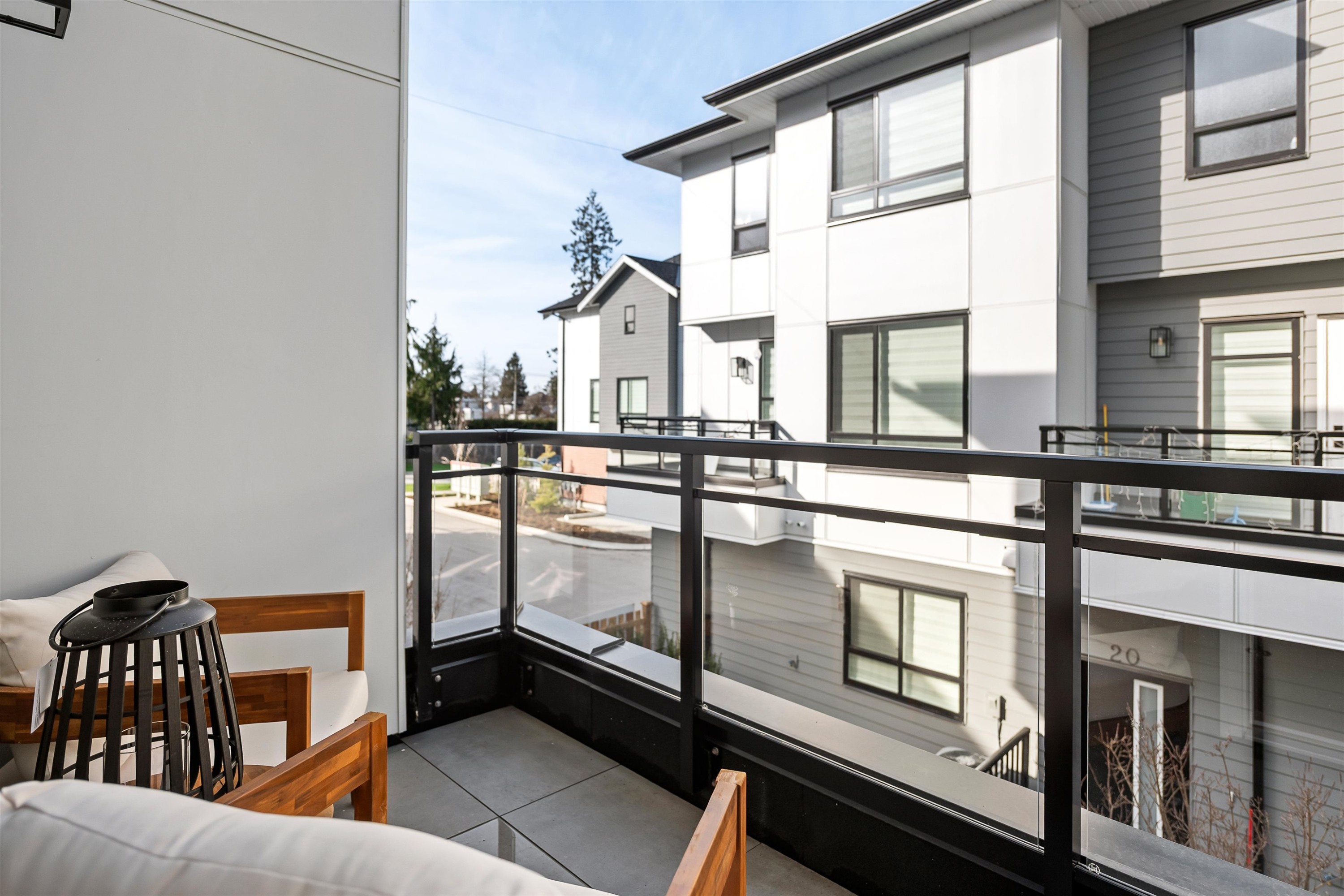 16-12635 63 Avenue, Surrey, BC