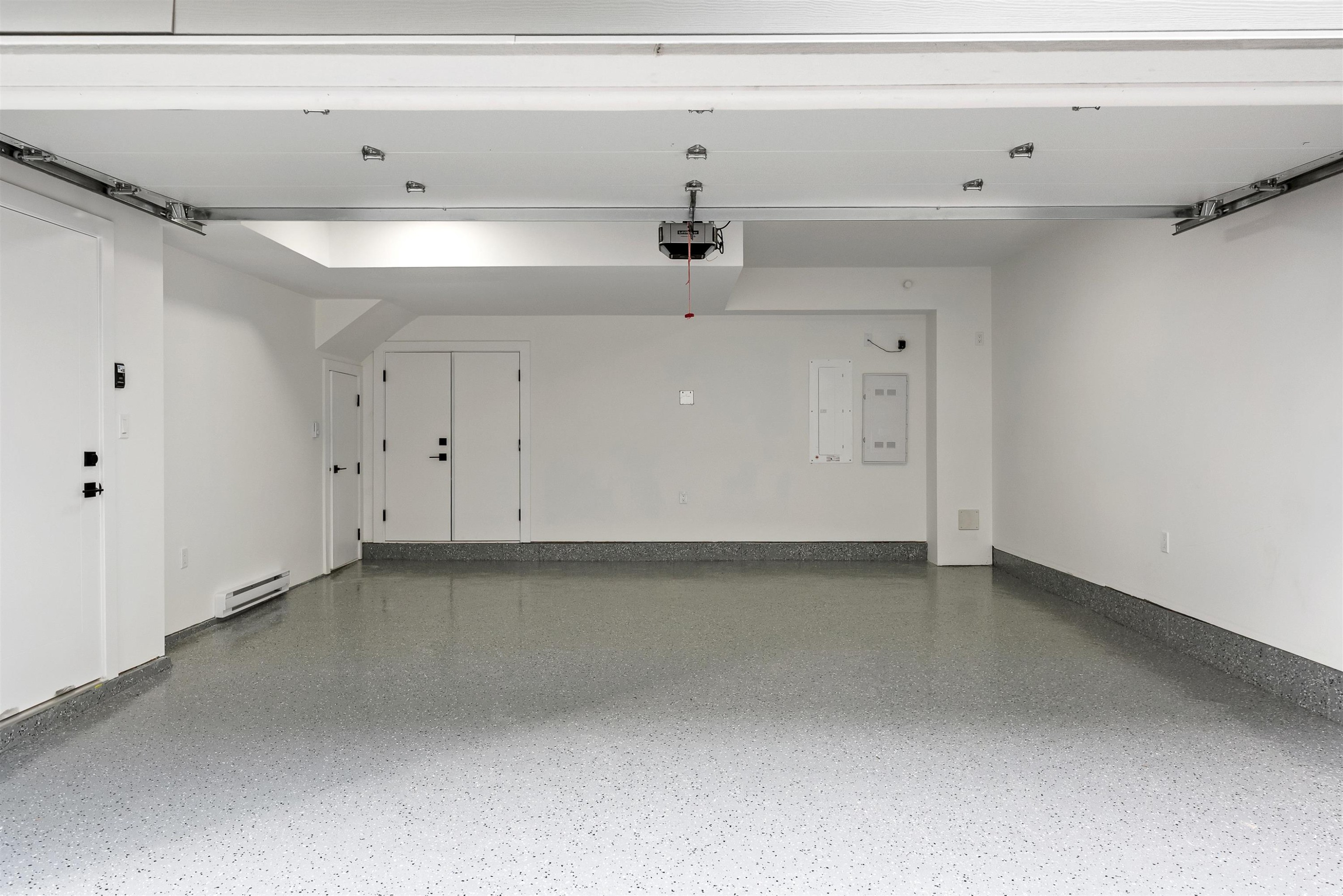 16-12635 63 Avenue, Surrey, BC