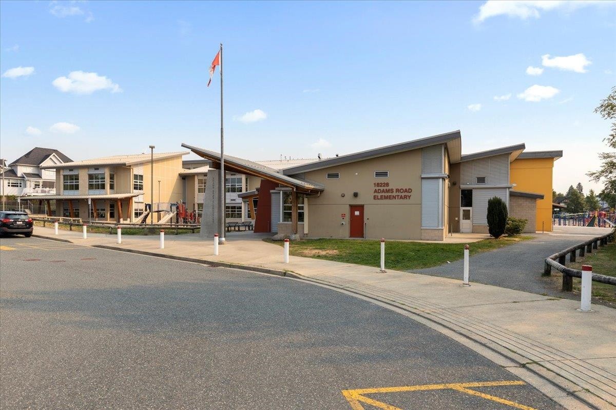 18118 67 Avenue, Surrey, BC