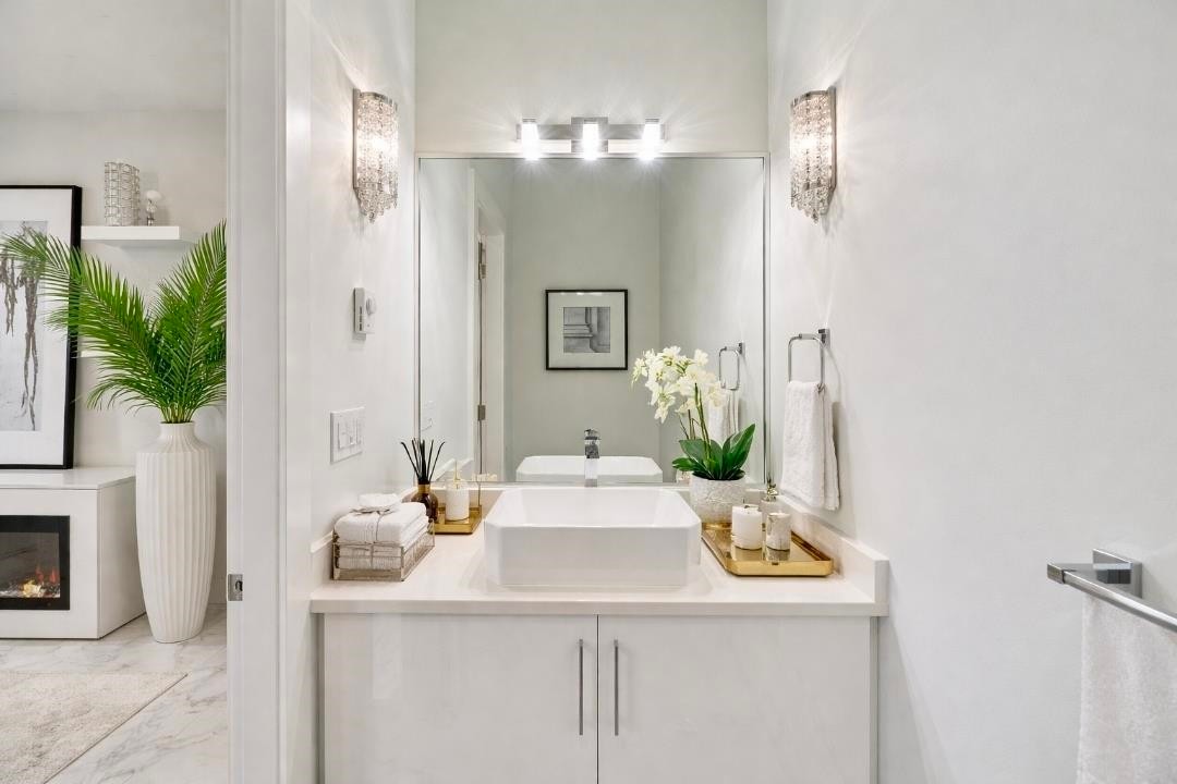 16-14391 61A Avenue, Surrey, BC