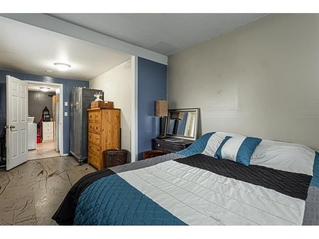 5881 176A Street, Surrey, BC