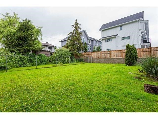 5881 176A Street, Surrey, BC