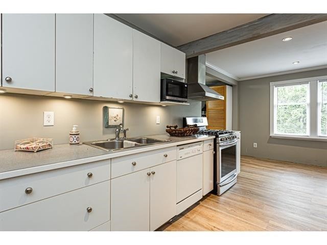 5881 176A Street, Surrey, BC