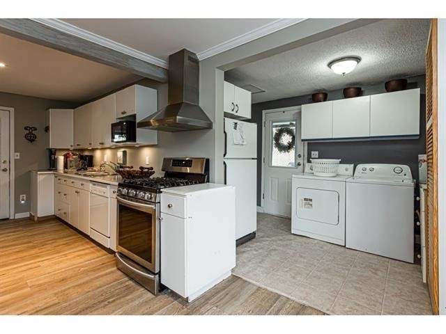 5881 176A Street, Surrey, BC