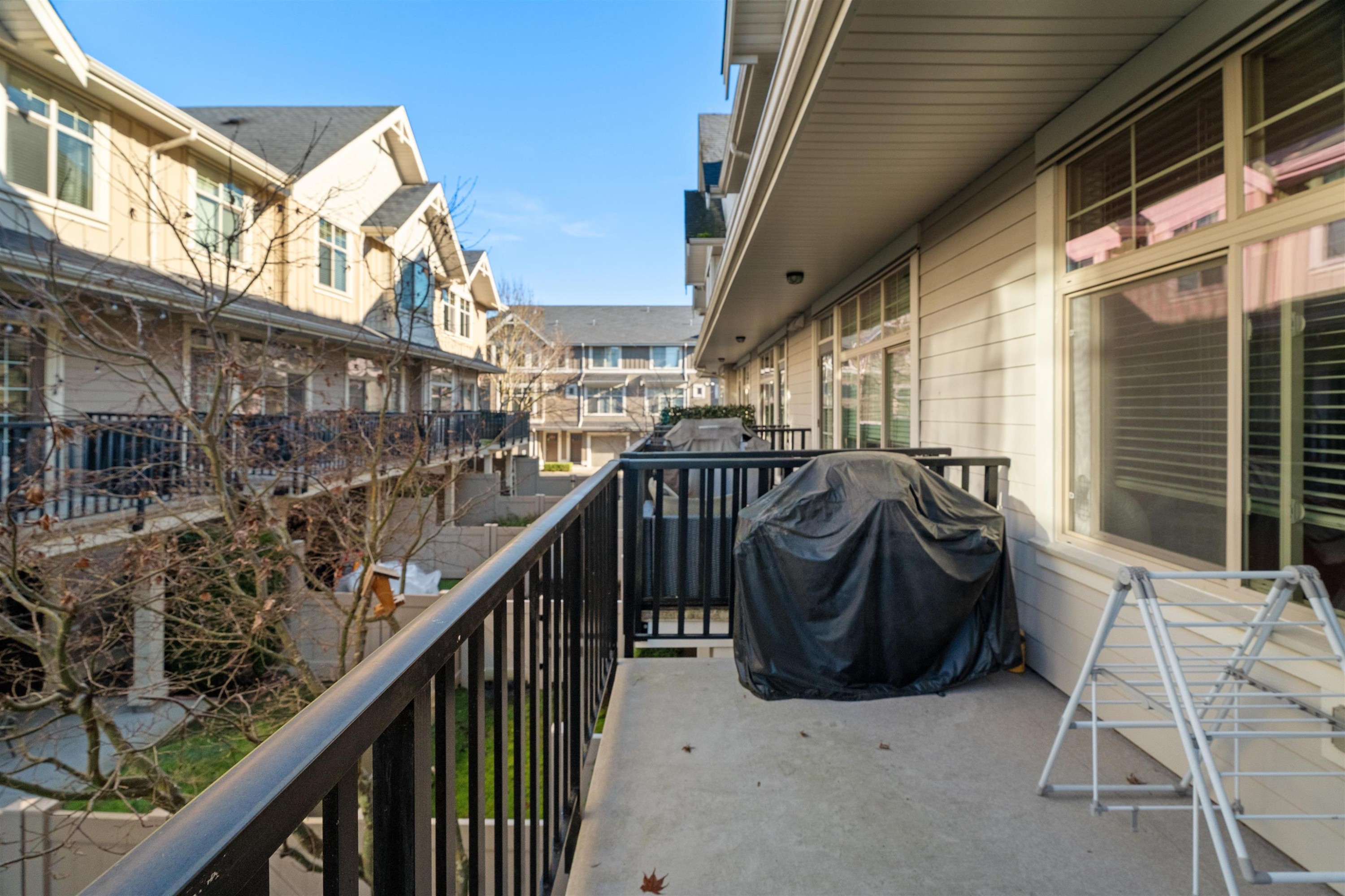 30-19525 73 Avenue, Surrey, BC