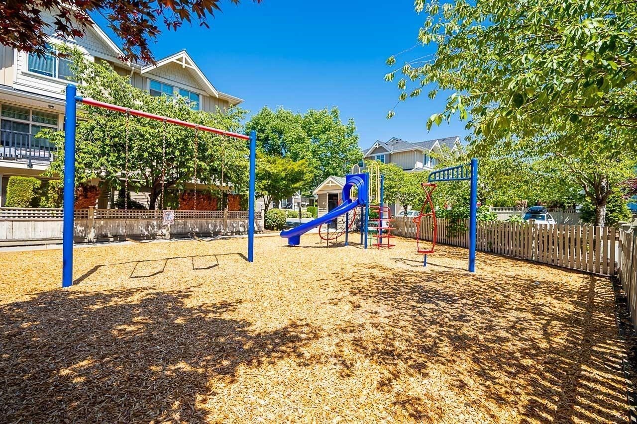 30-19525 73 Avenue, Surrey, BC