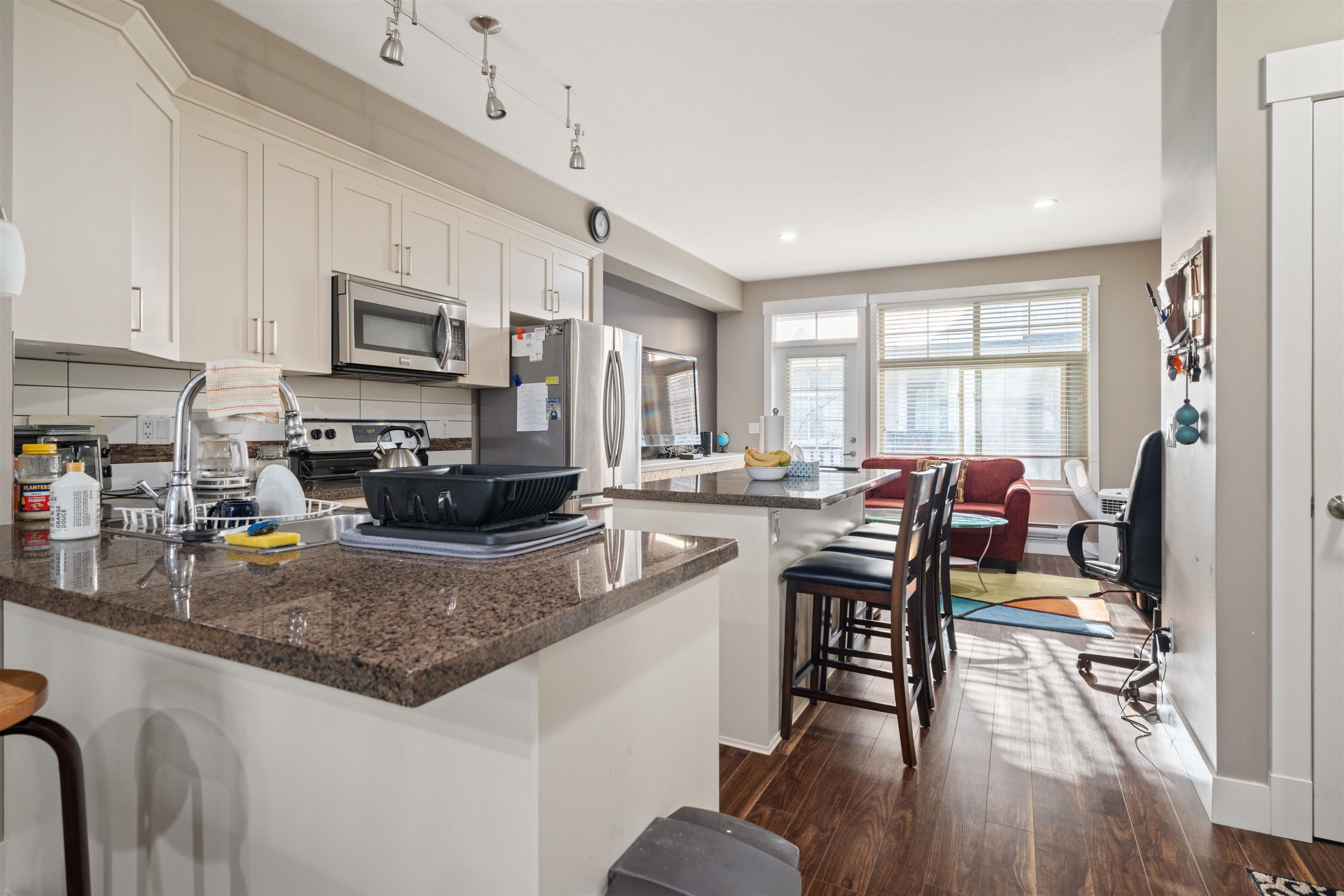 30-19525 73 Avenue, Surrey, BC