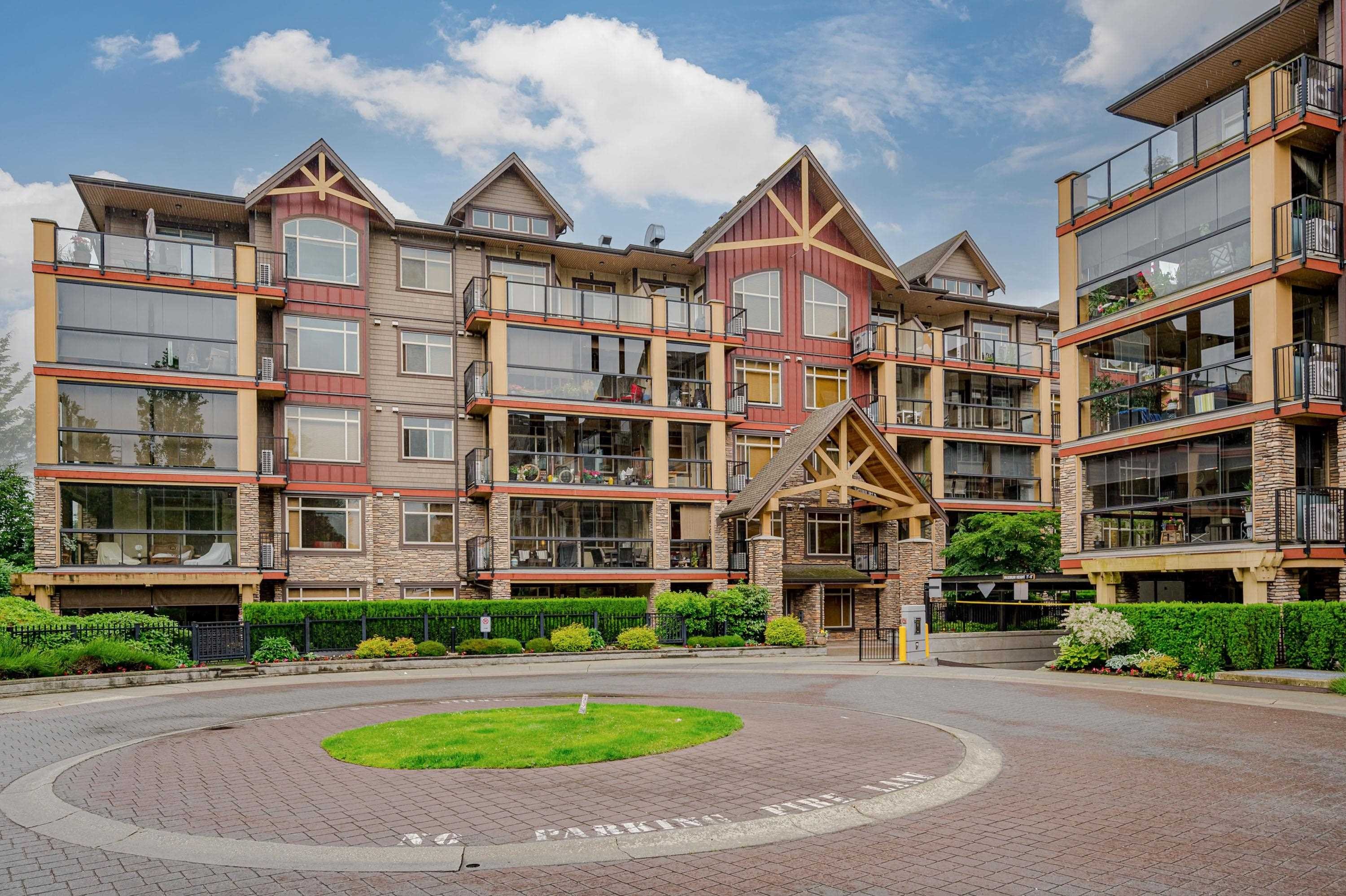 592-8288 207A Street, Langley, BC