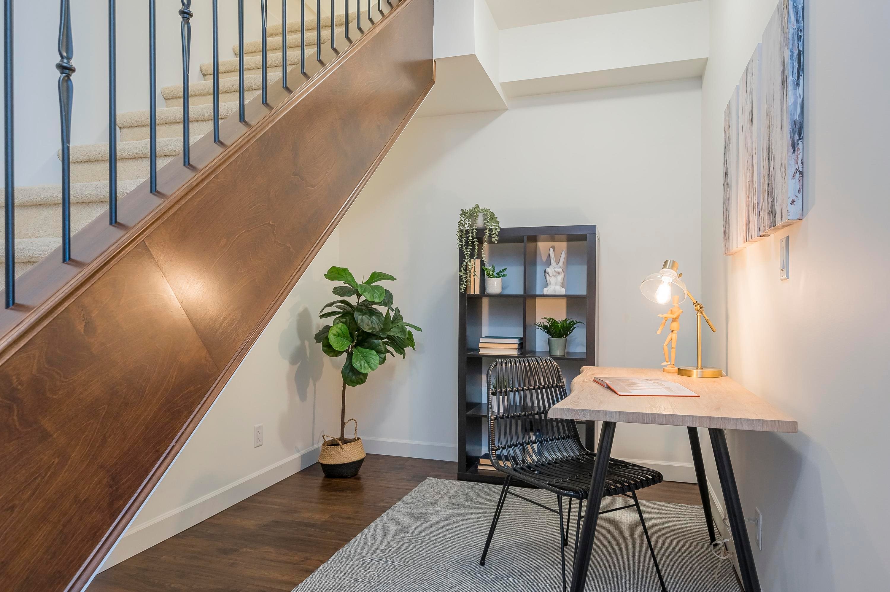 592-8288 207A Street, Langley, BC