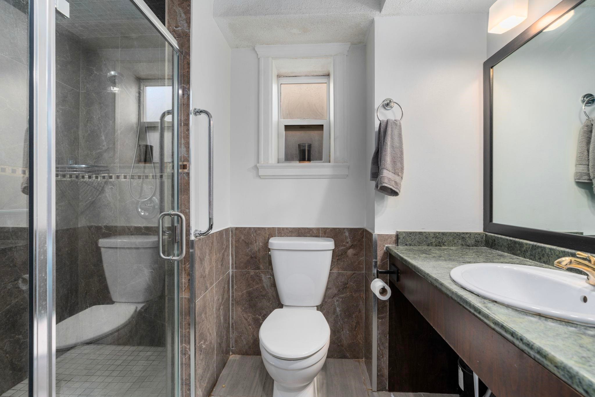 7923 122A Street, Surrey, BC