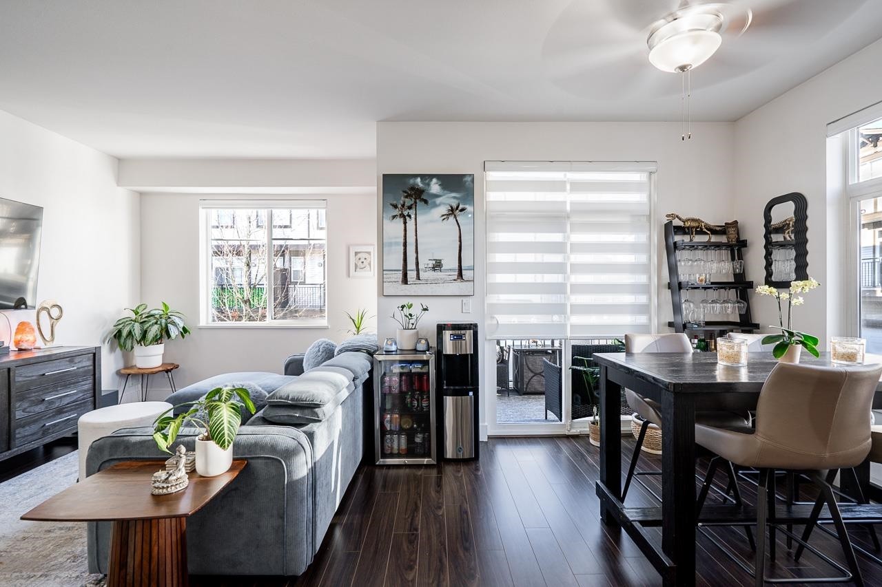 102-19433 68 Avenue, Surrey, BC