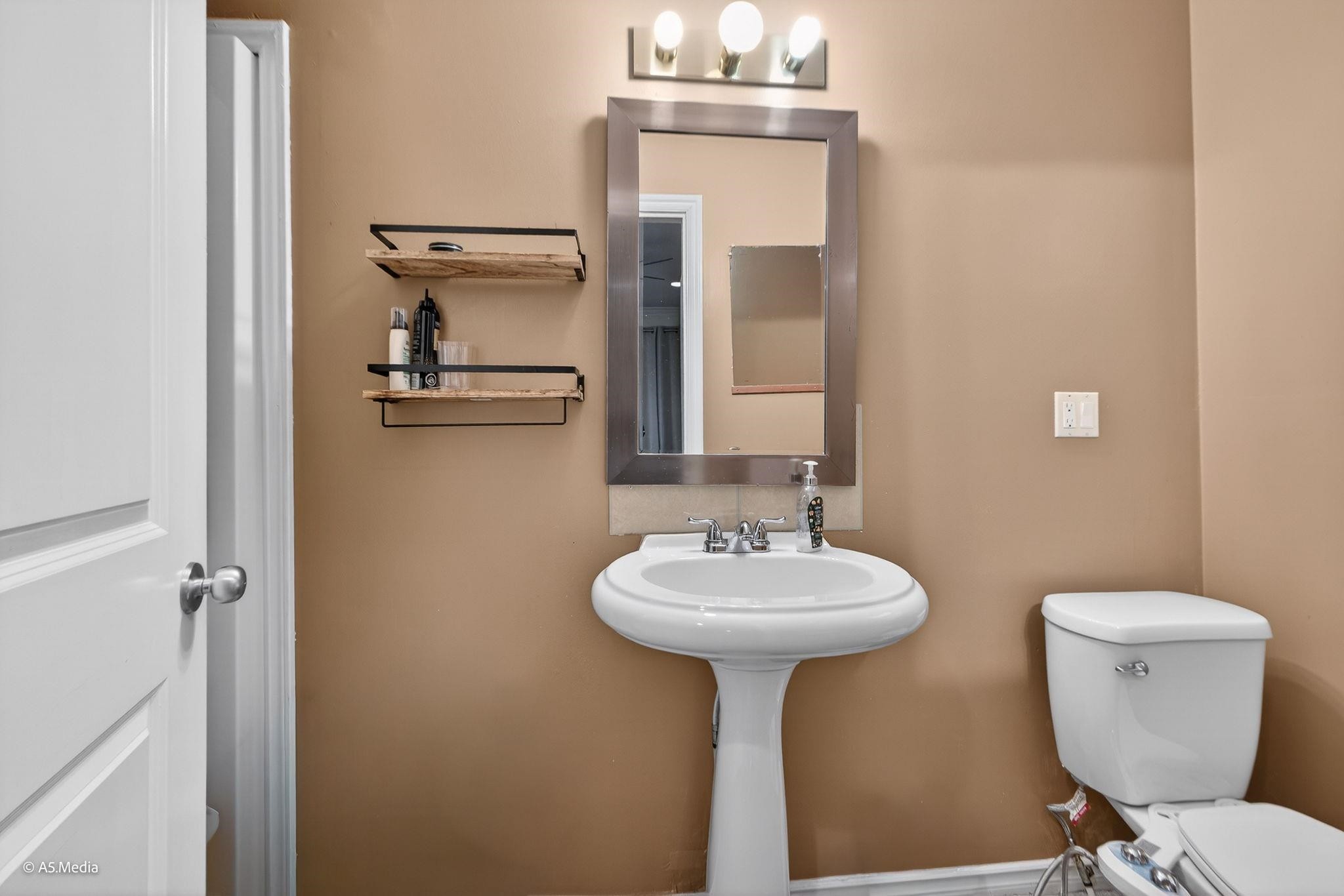 14170 65 Avenue, Surrey, BC