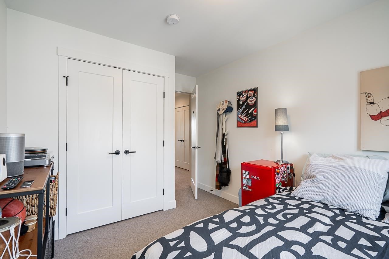 15-16565 24A Avenue, Surrey, BC