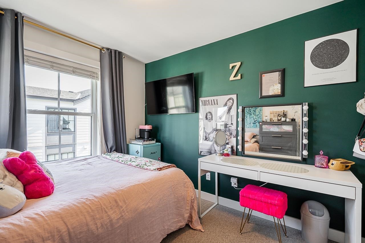 15-16565 24A Avenue, Surrey, BC