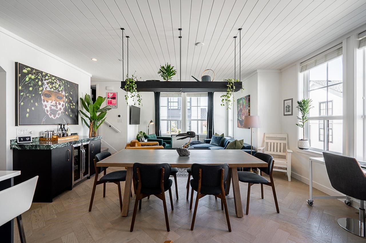 15-16565 24A Avenue, Surrey, BC