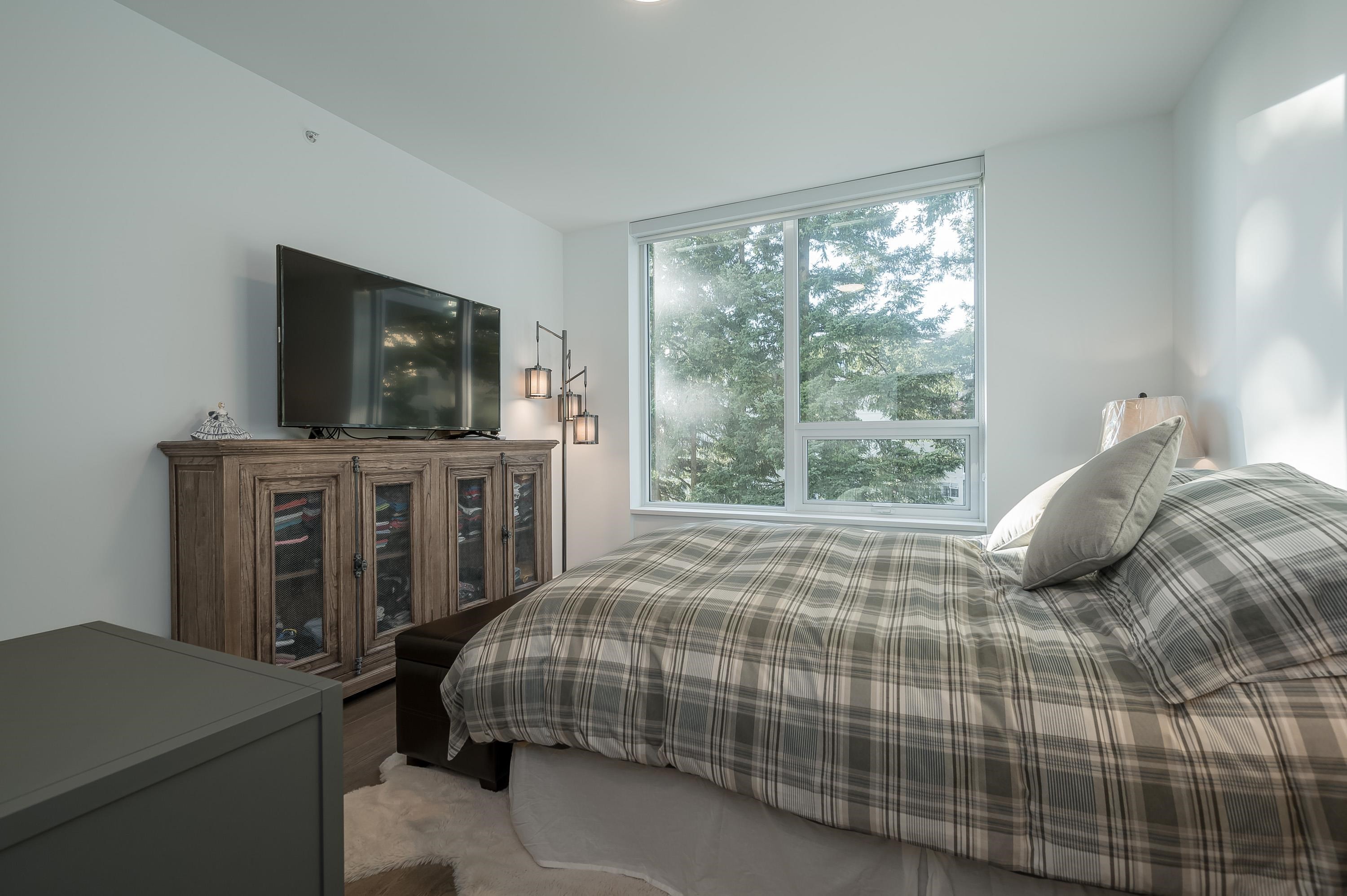 315-15165 Thrift Avenue, White Rock, BC