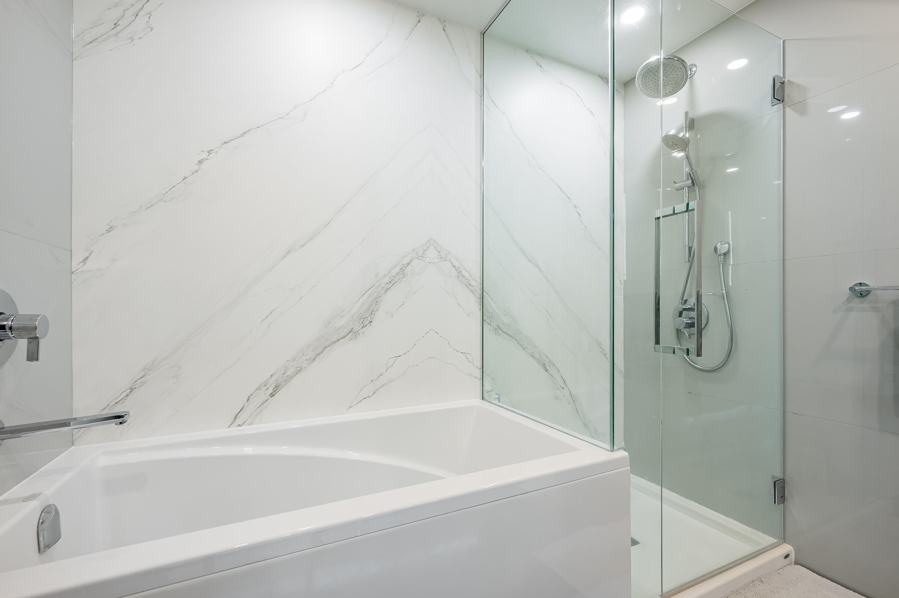 315-15165 Thrift Avenue, White Rock, BC