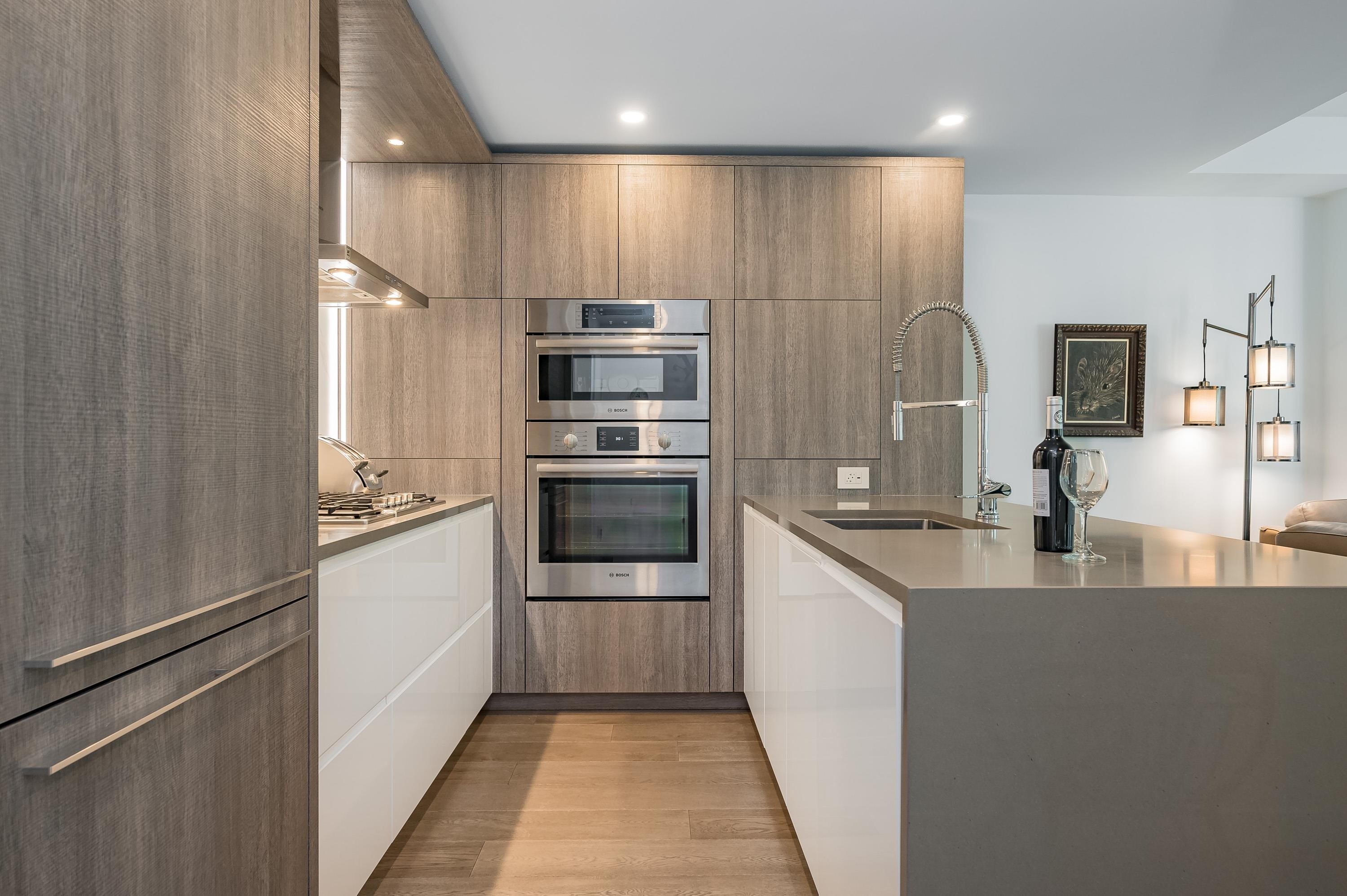 315-15165 Thrift Avenue, White Rock, BC