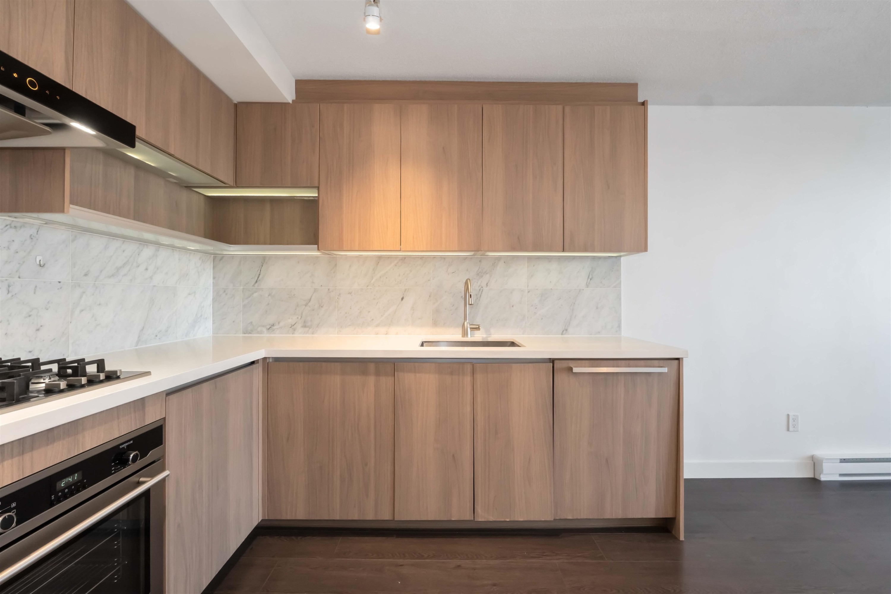 3301-13750 100 Avenue, Surrey, BC