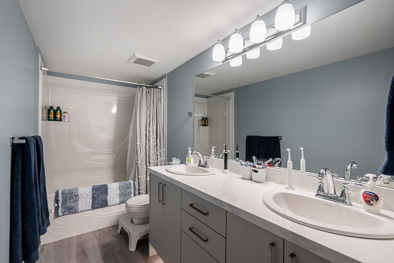 202-19730 56 Avenue, Langley, BC