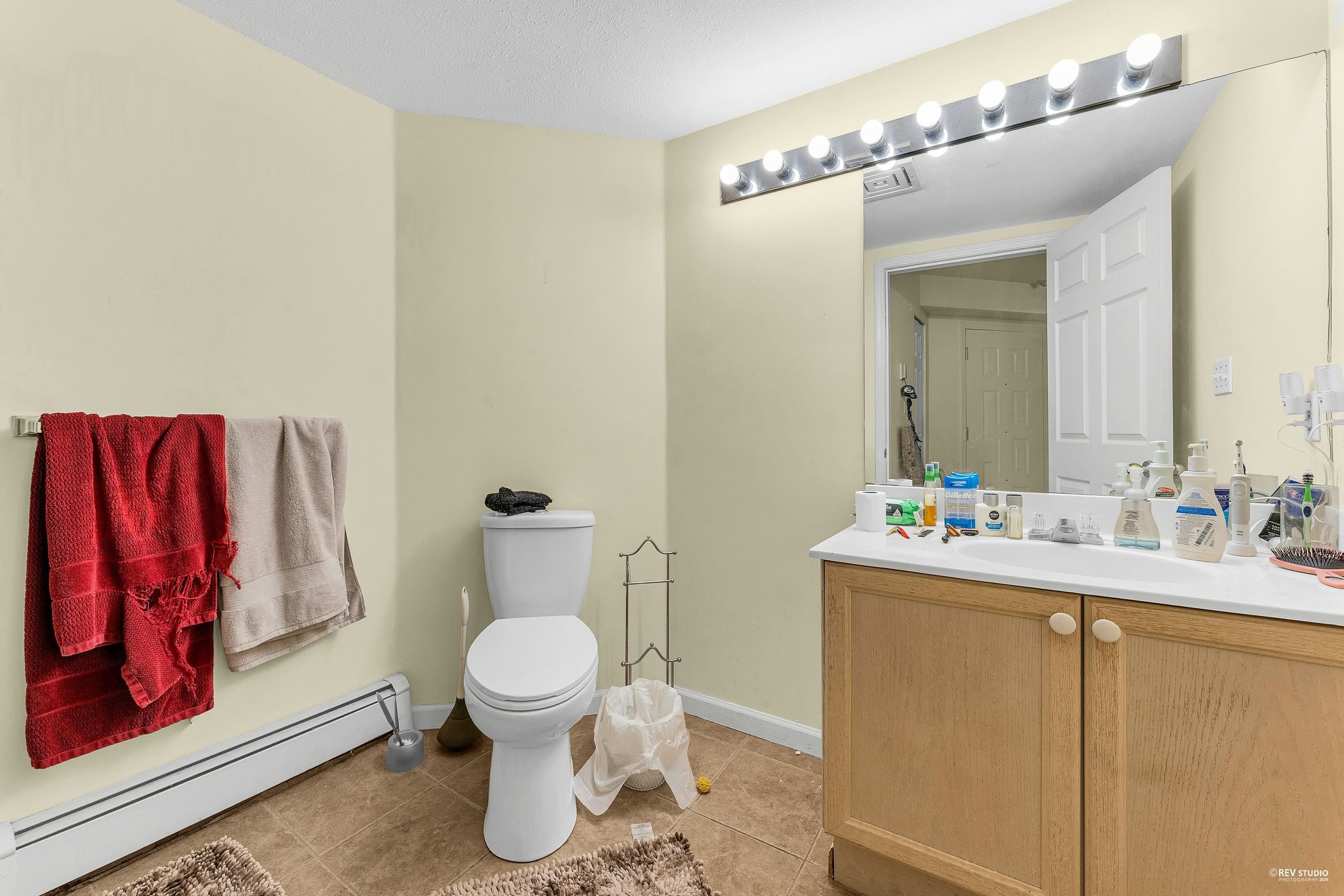 204-15233 Pacific Avenue, White Rock, BC