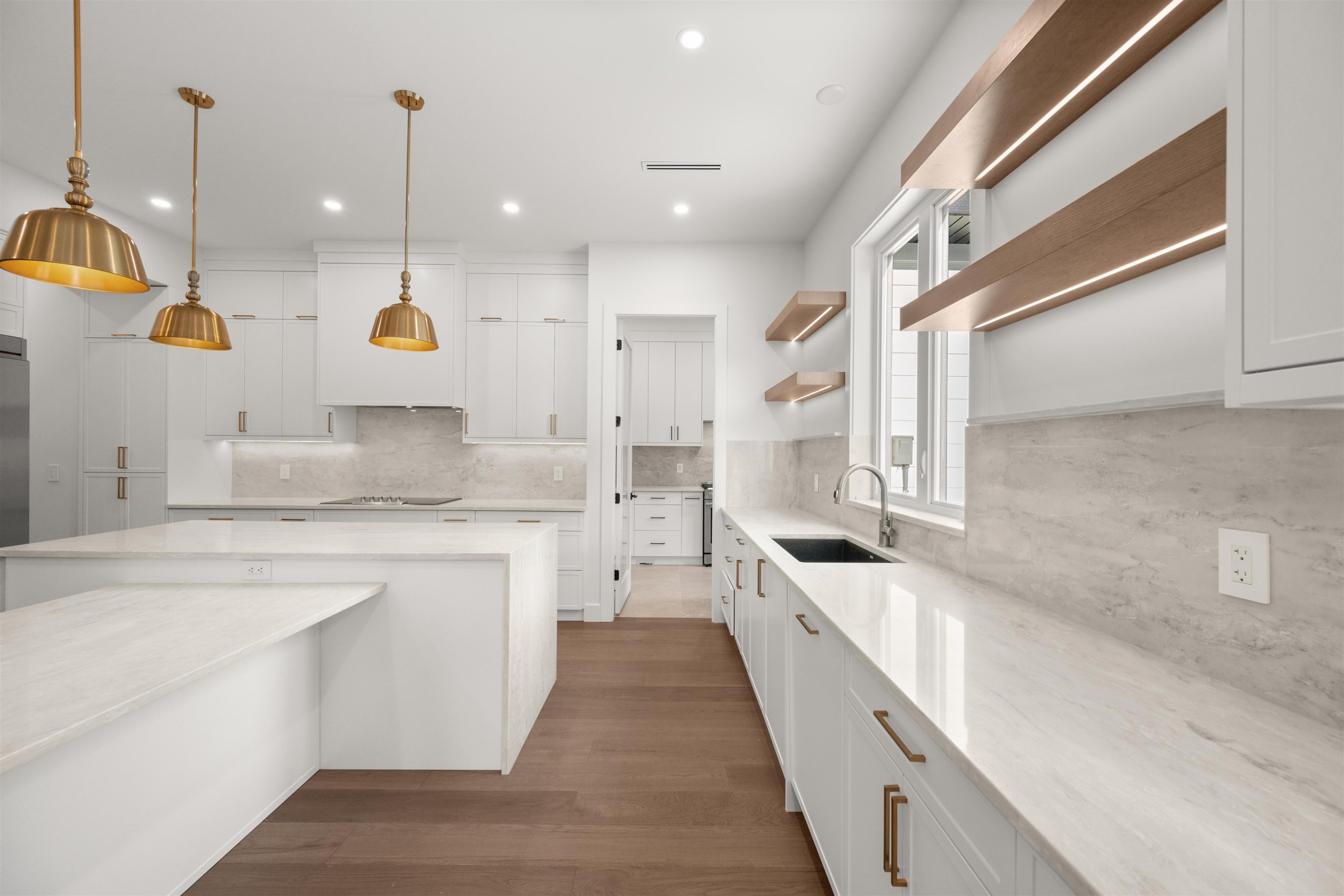 20334 42 Avenue, Langley, BC