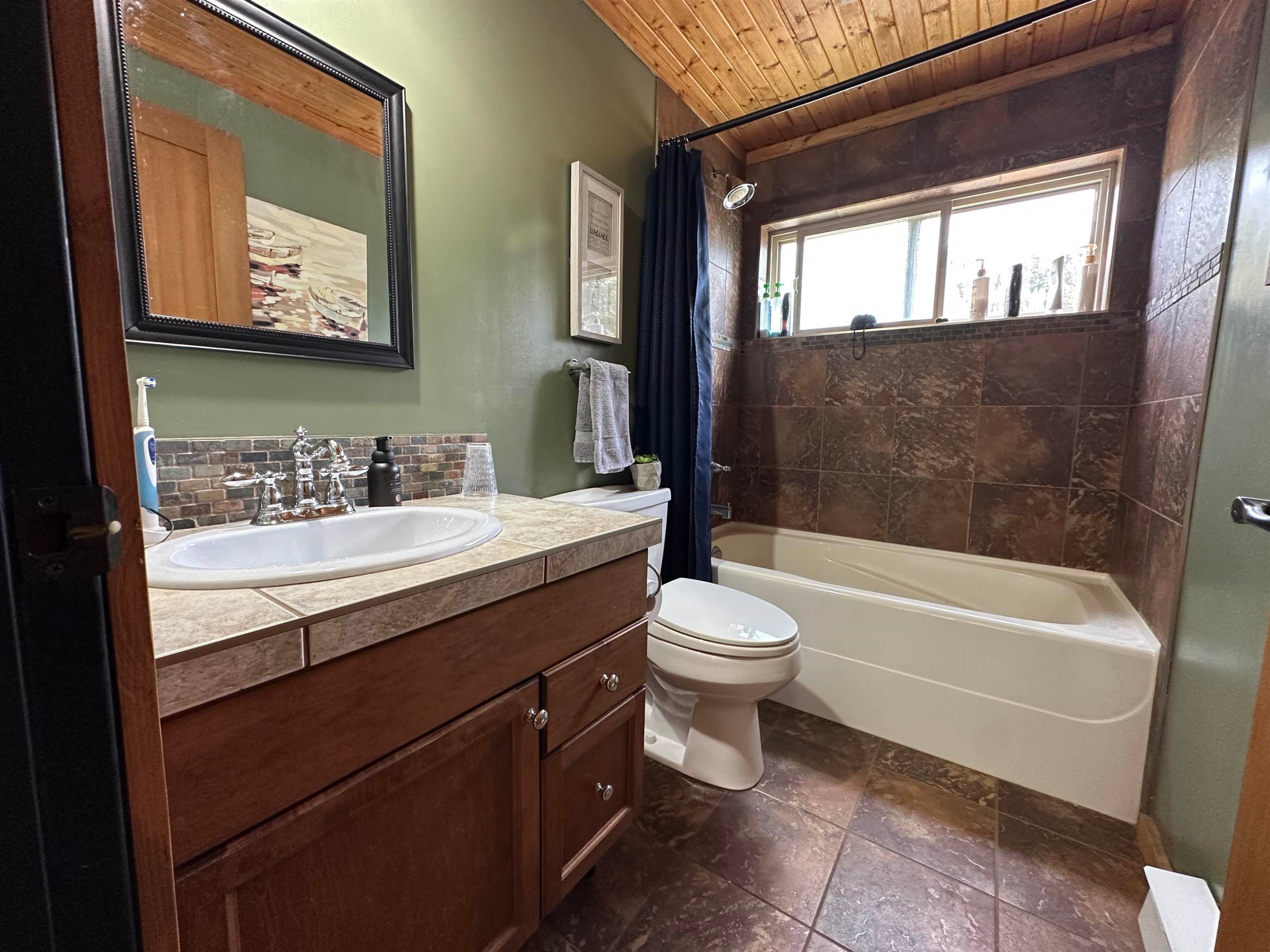 109 Missezula Lake Road, No City Value, BC