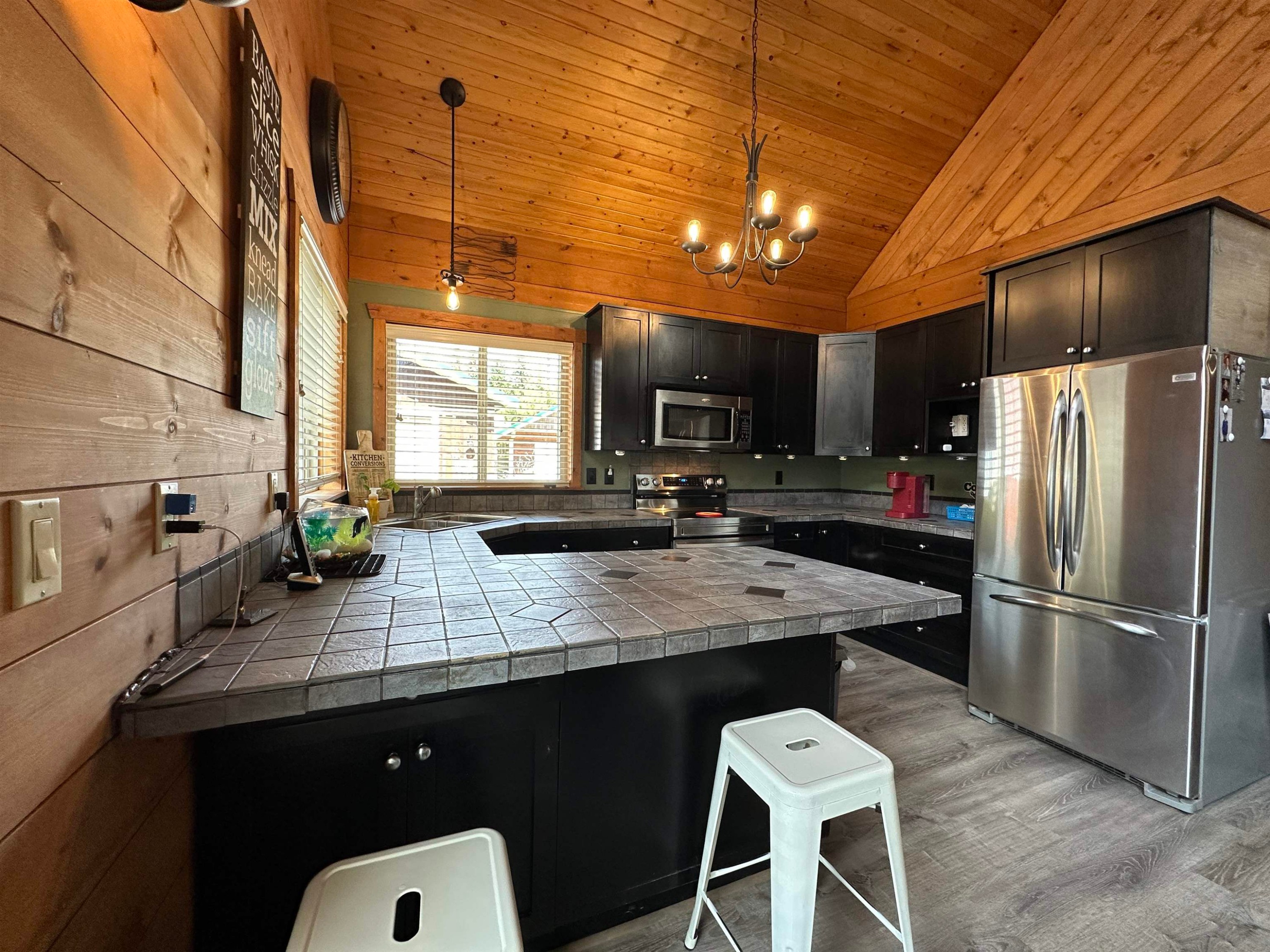 109 Missezula Lake Road, No City Value, BC