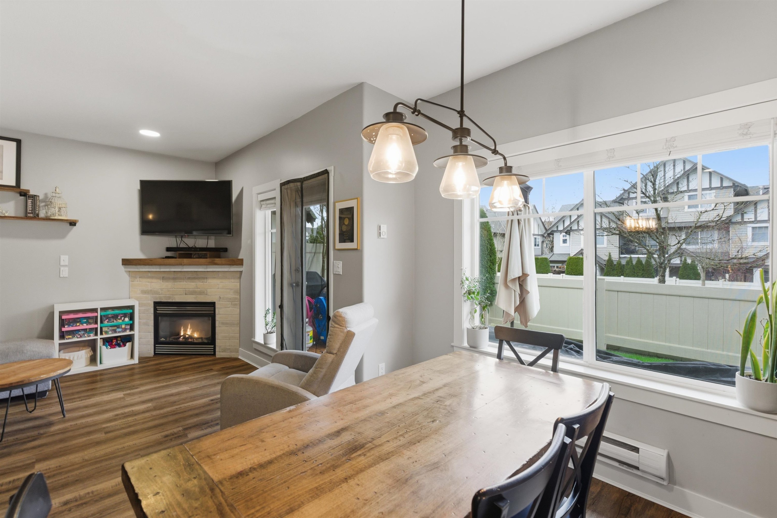 75-18221 68 Avenue, Surrey, BC