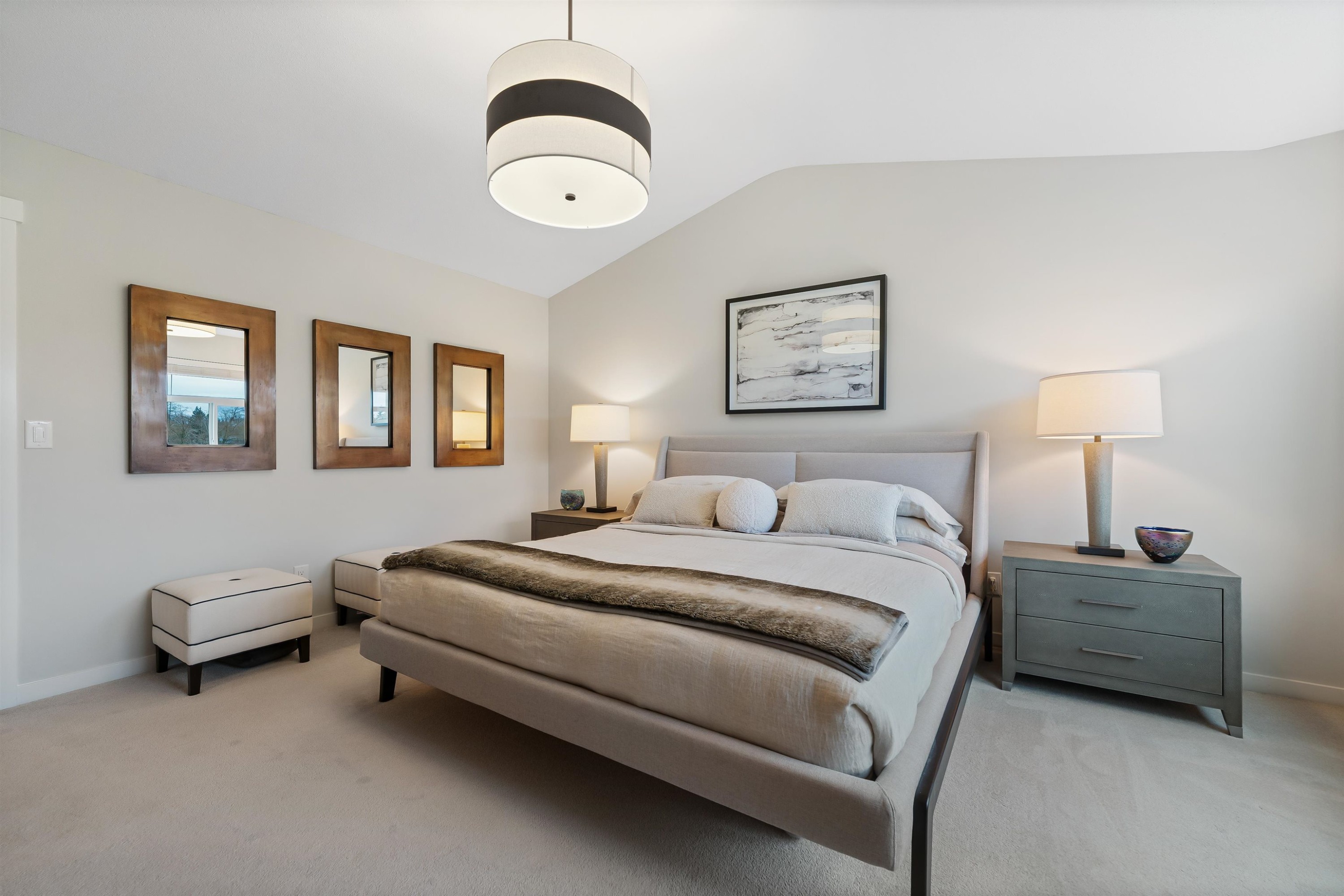 15-15717 Mountain View Drive, Surrey, BC