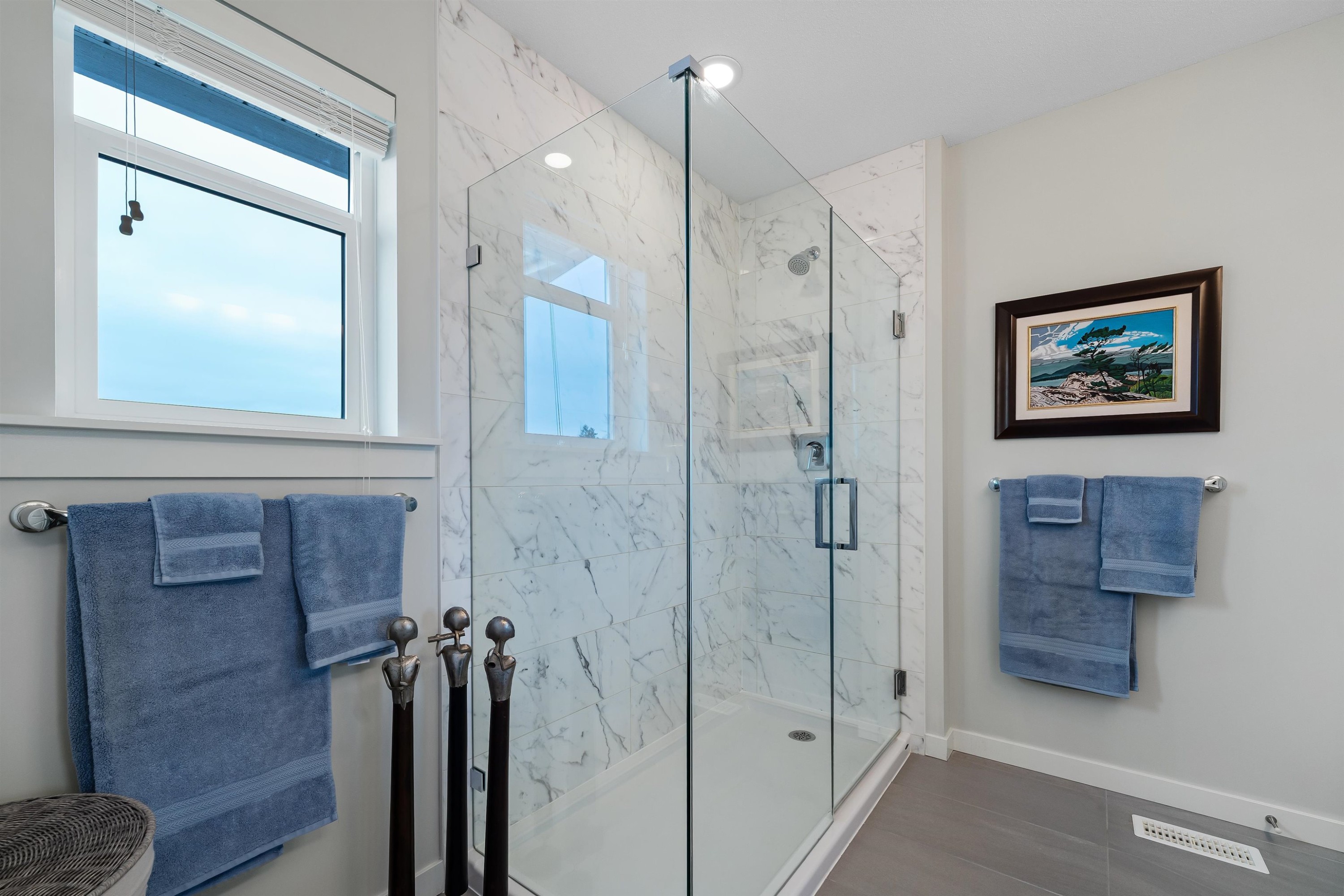 15-15717 Mountain View Drive, Surrey, BC