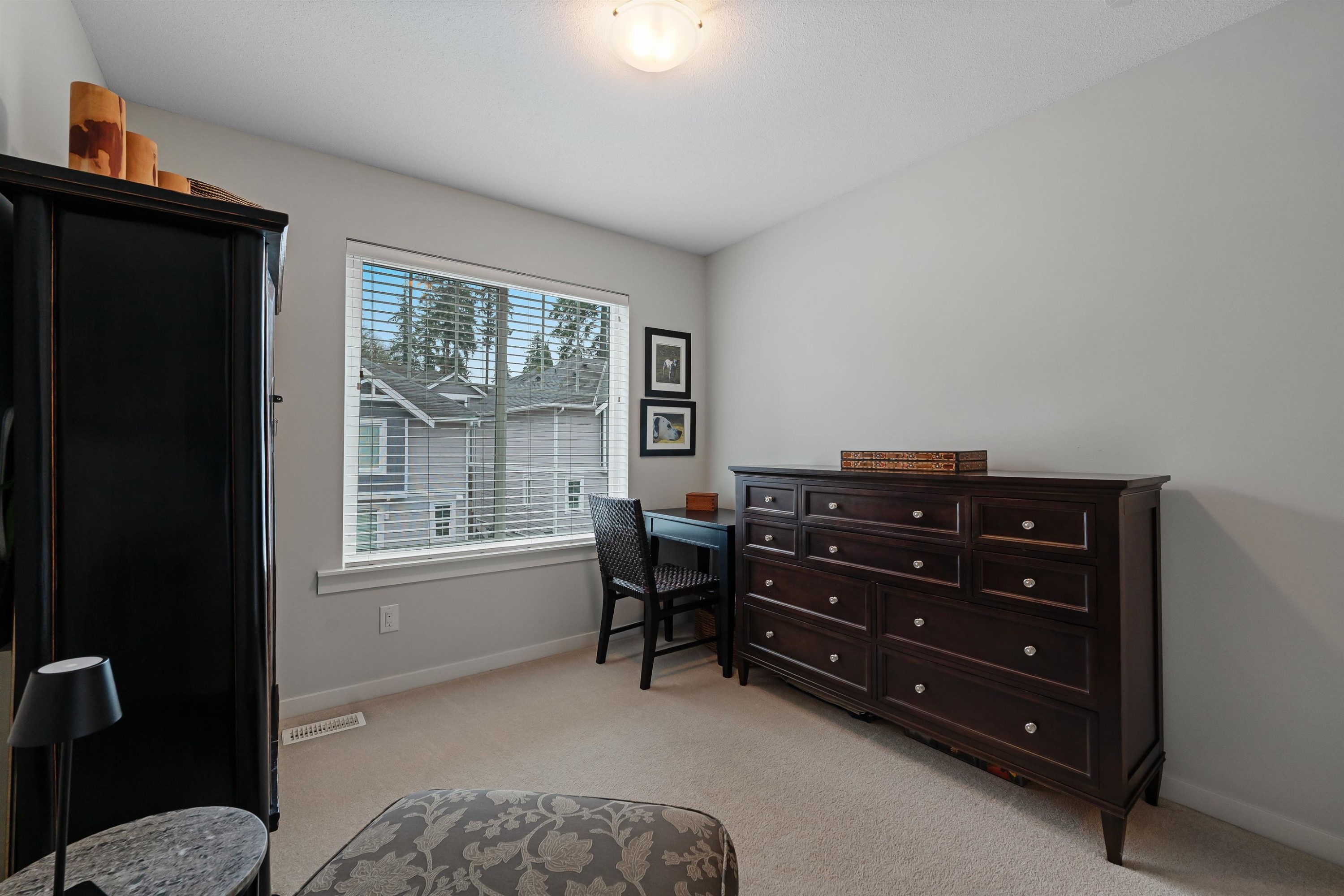 15-15717 Mountain View Drive, Surrey, BC