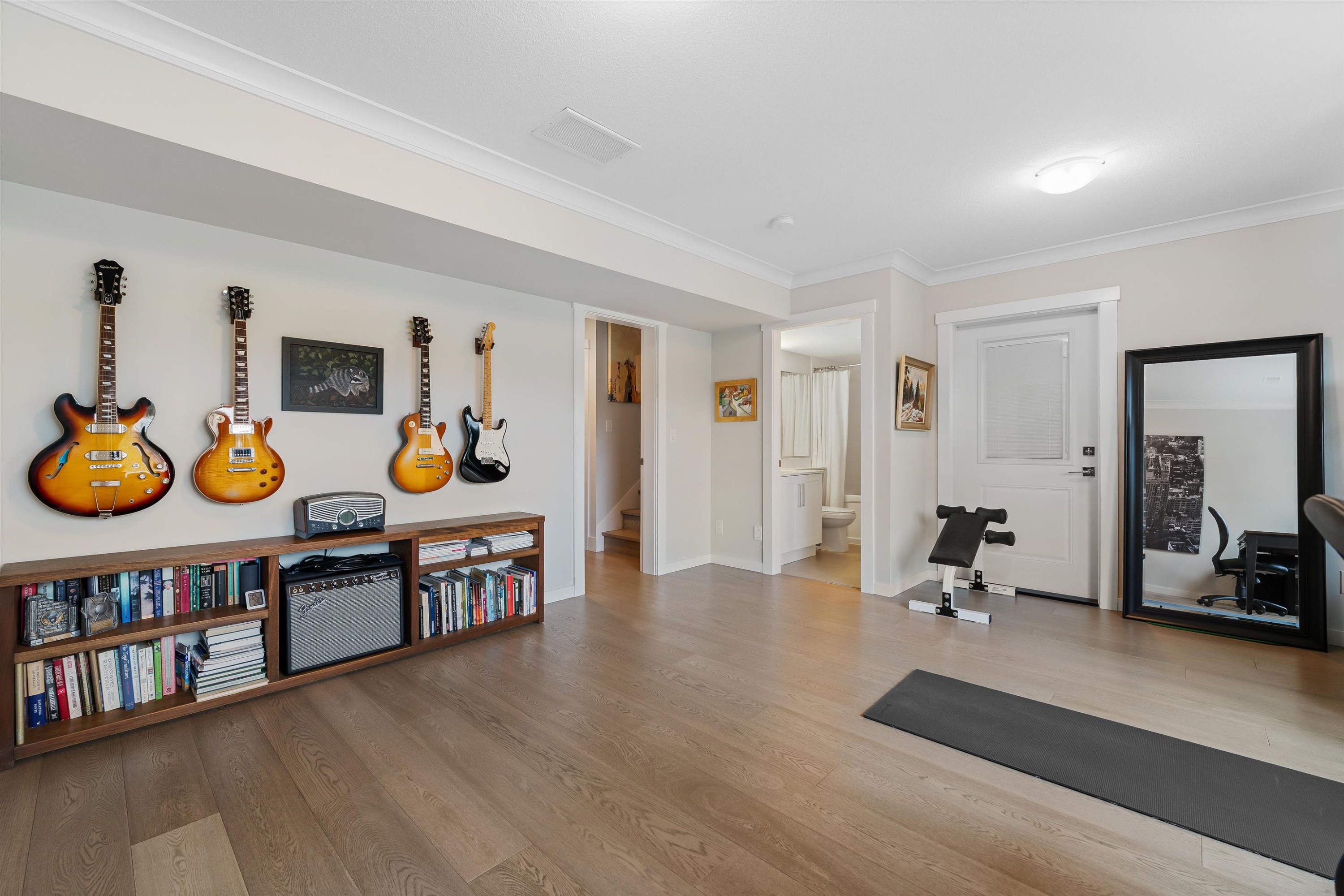 15-15717 Mountain View Drive, Surrey, BC