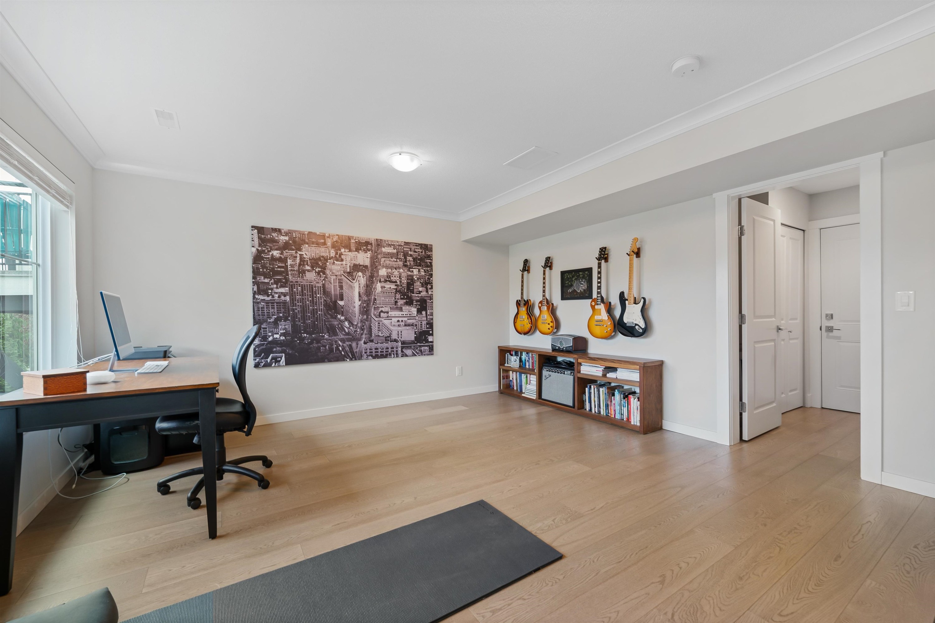 15-15717 Mountain View Drive, Surrey, BC