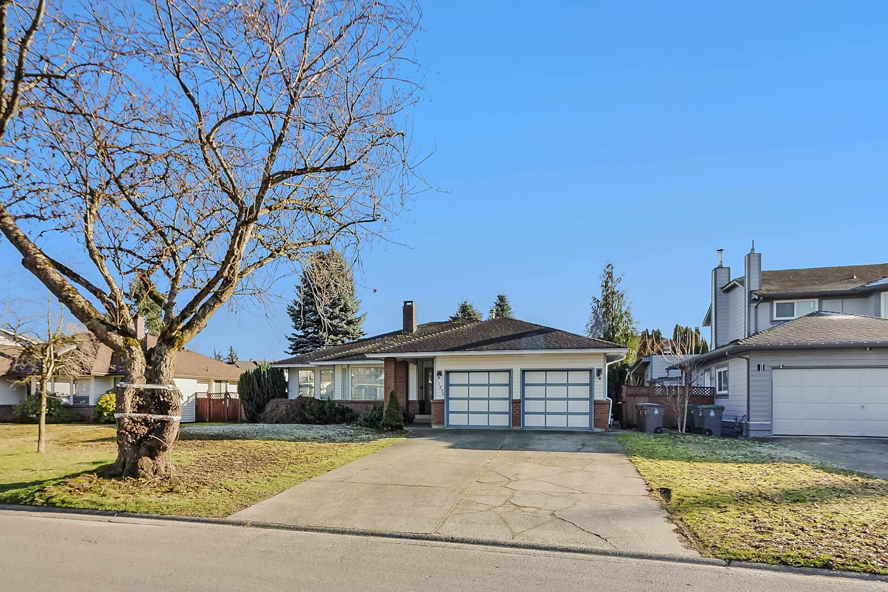 15436 94 Avenue, Surrey, BC