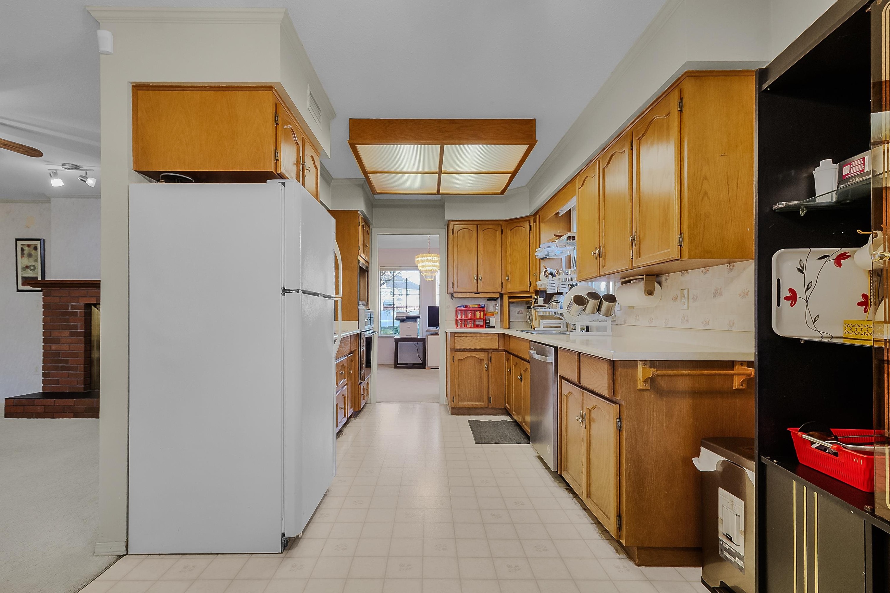 15436 94 Avenue, Surrey, BC