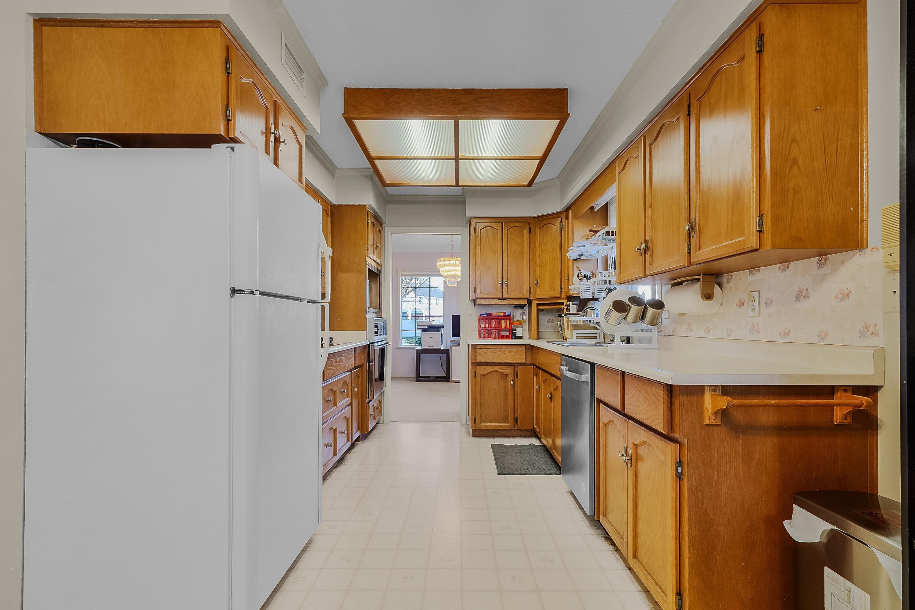 15436 94 Avenue, Surrey, BC