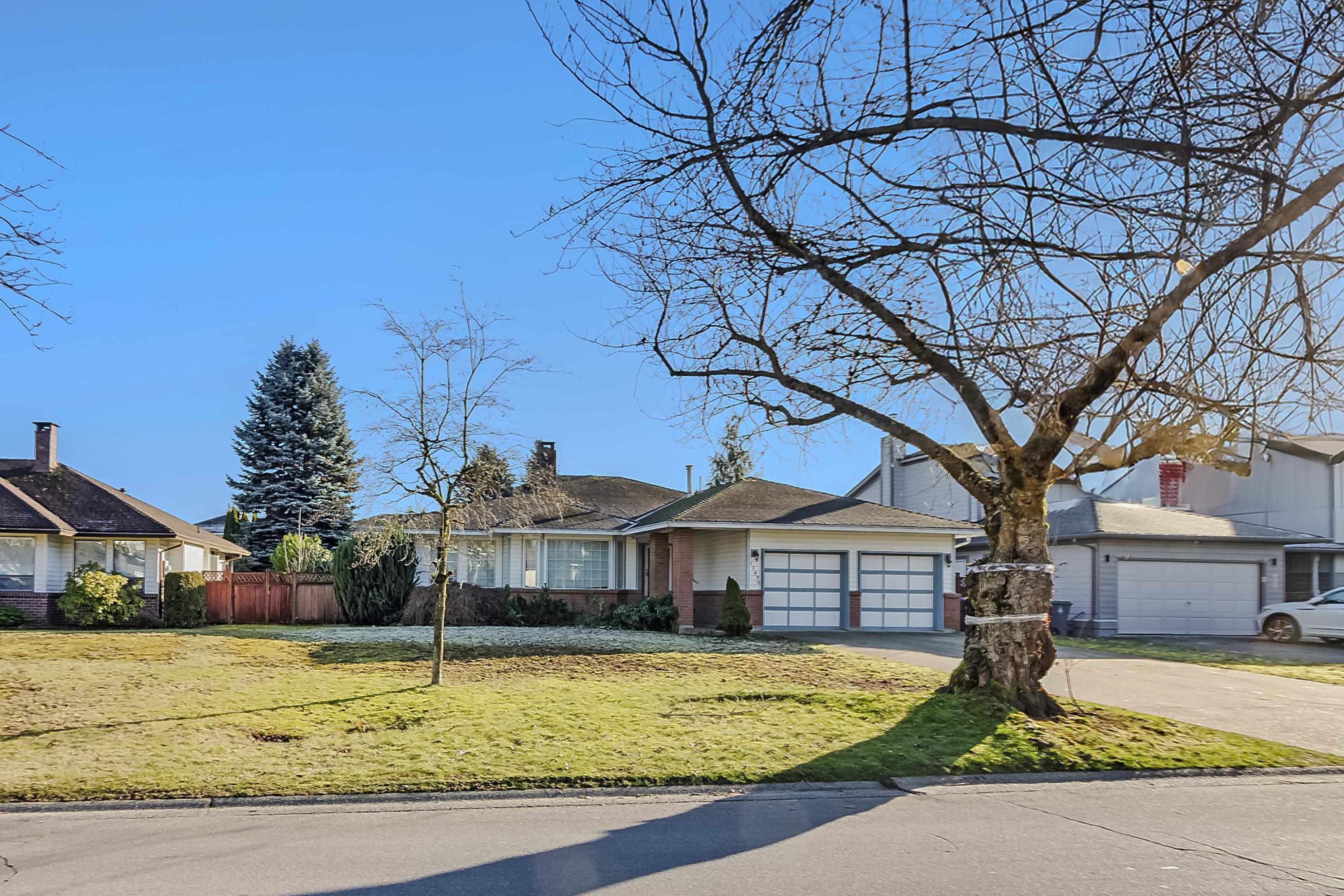 15436 94 Avenue, Surrey, BC