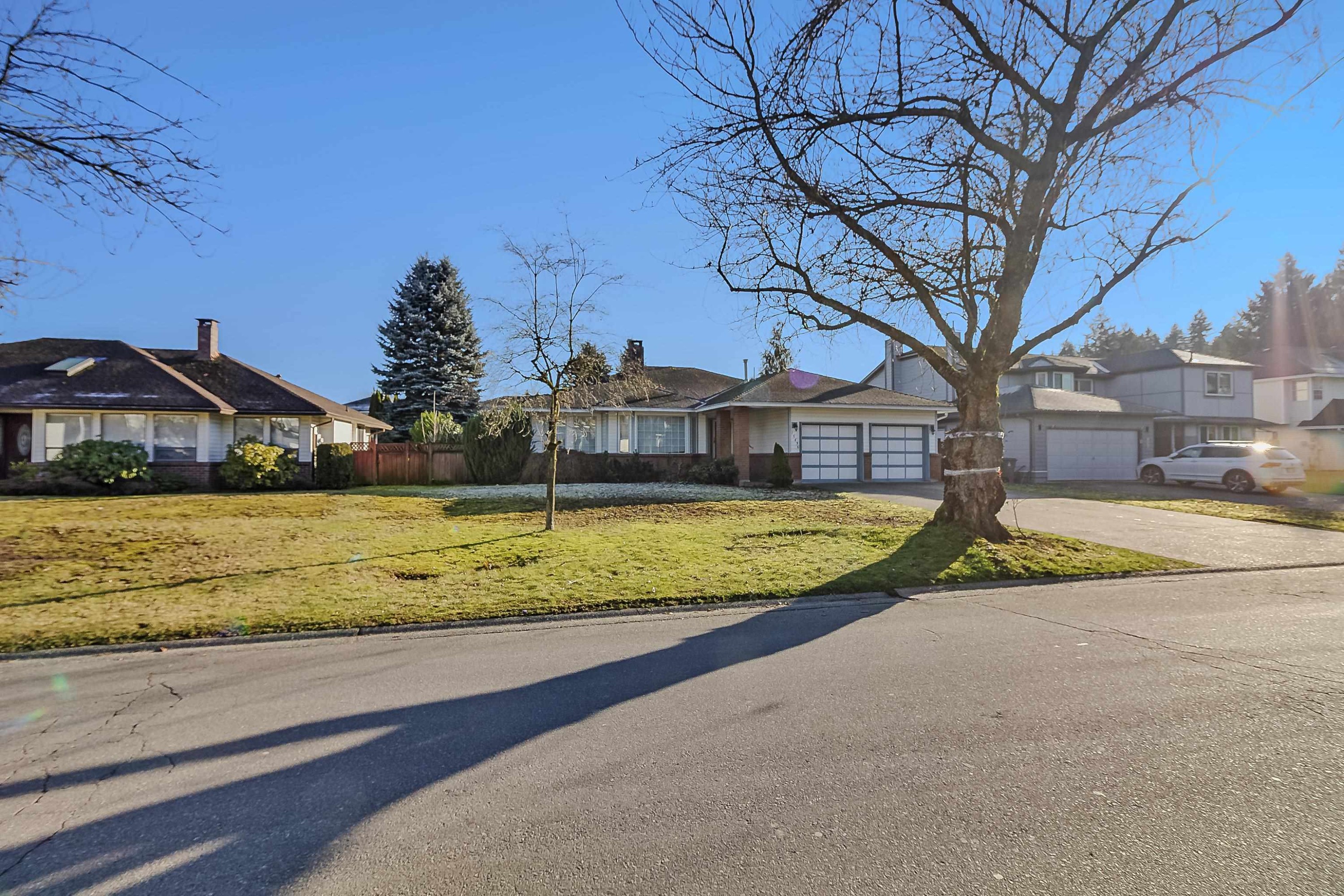 15436 94 Avenue, Surrey, BC