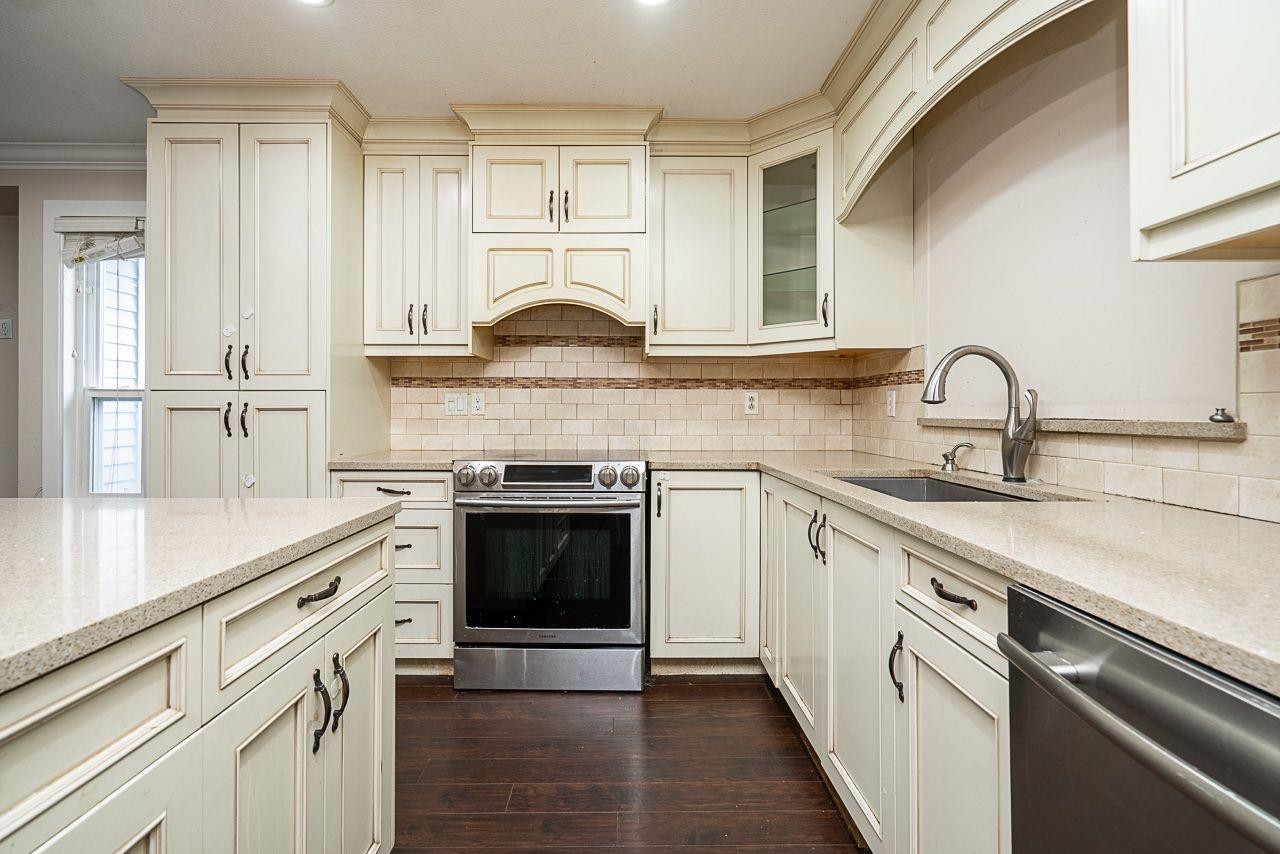 13032 61 Avenue, Surrey, BC