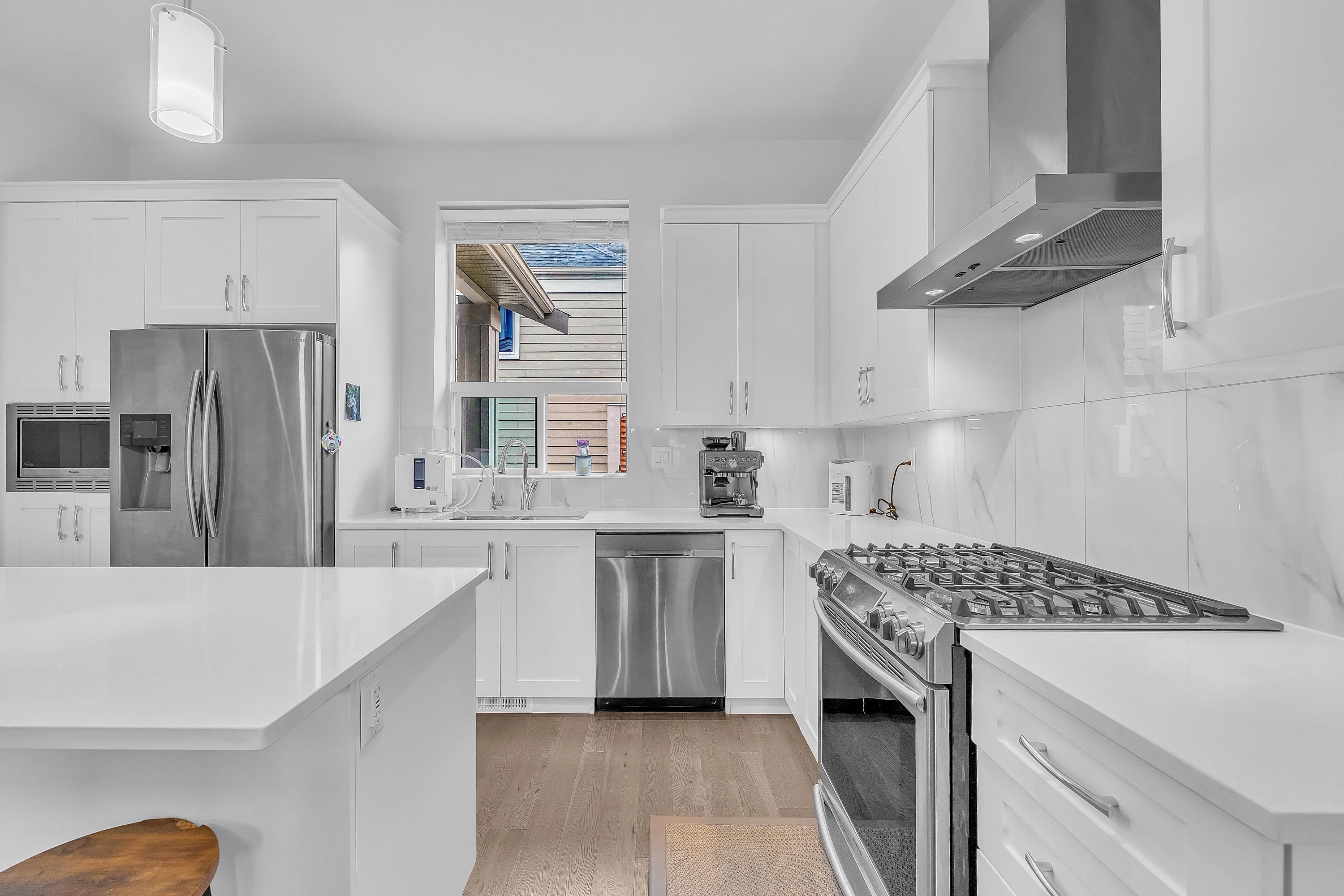 16549 21 Avenue, Surrey, BC