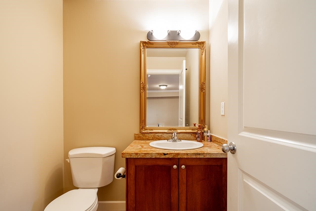 25-6238 192 Street, Surrey, BC