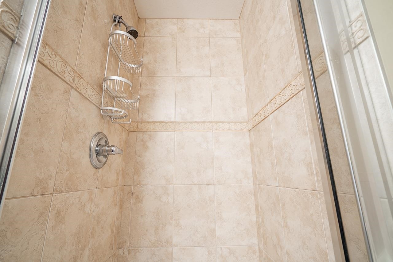 25-6238 192 Street, Surrey, BC