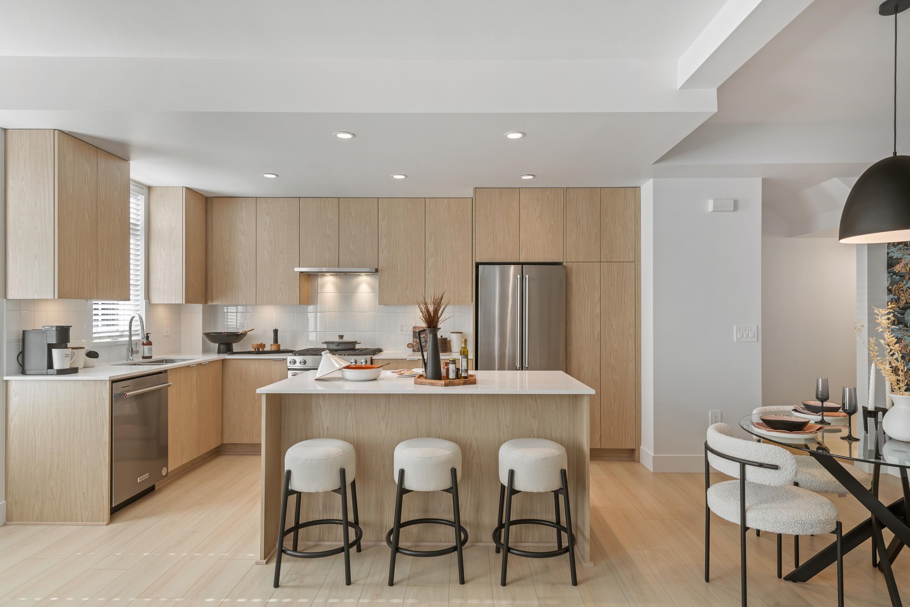 47-16355 21 Avenue, Surrey, BC