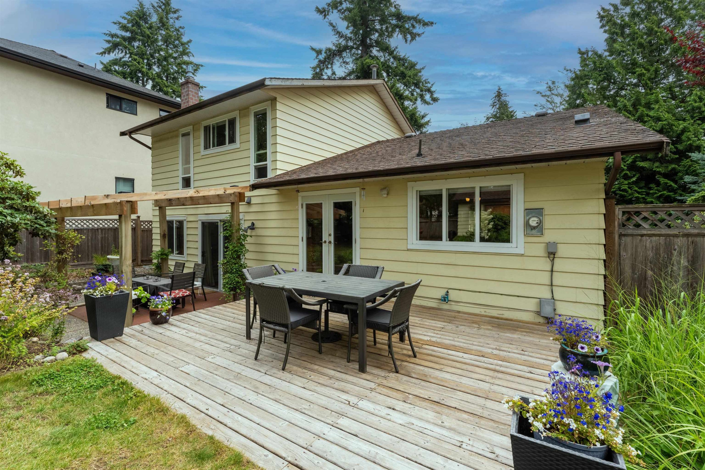 2215 153A Street, Surrey, BC